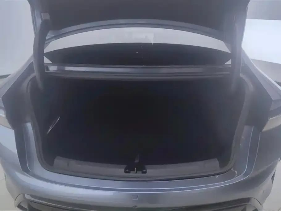 BYD Seal — фото 4