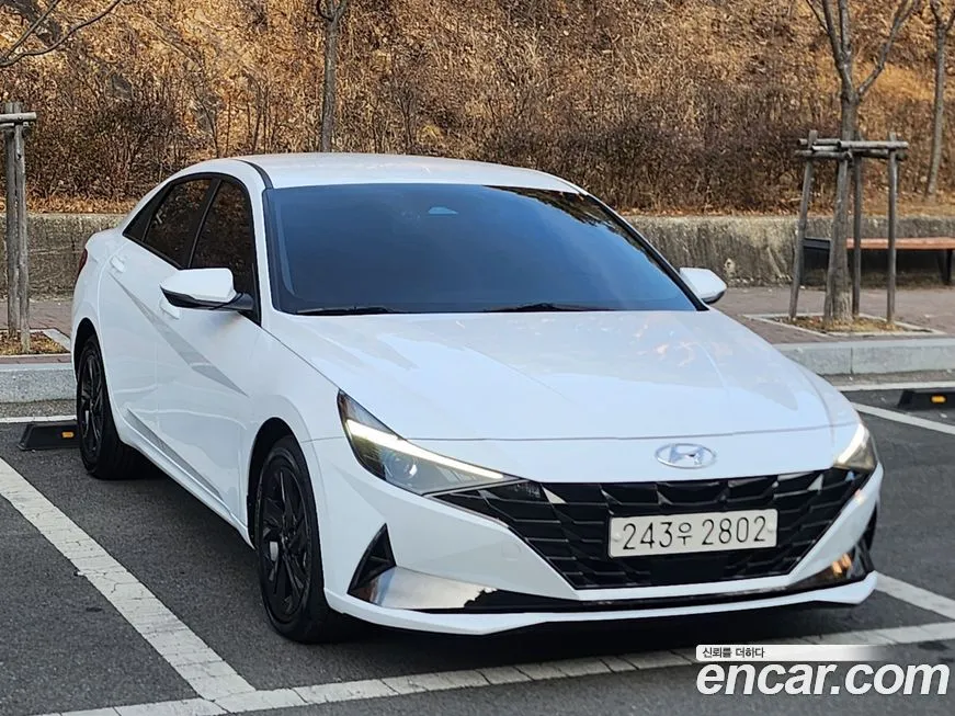 Hyundai AVANTE — фото 3