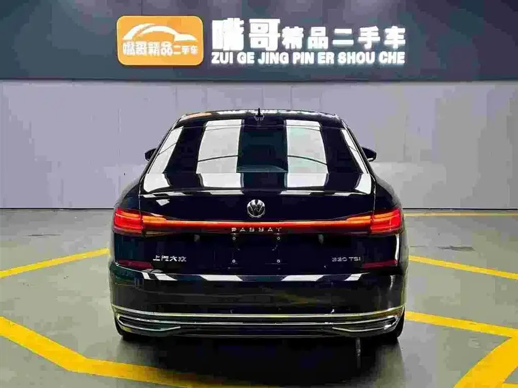 Volkswagen Passat — фото 8