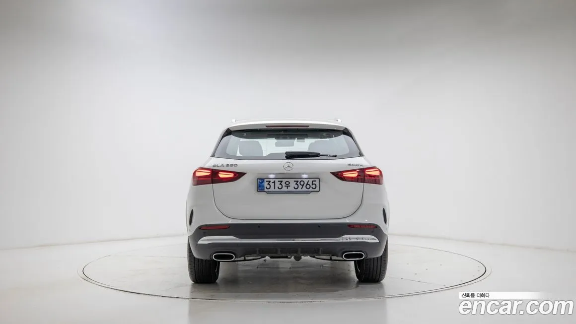 Mercedes-Benz GLA-Class — фото 3