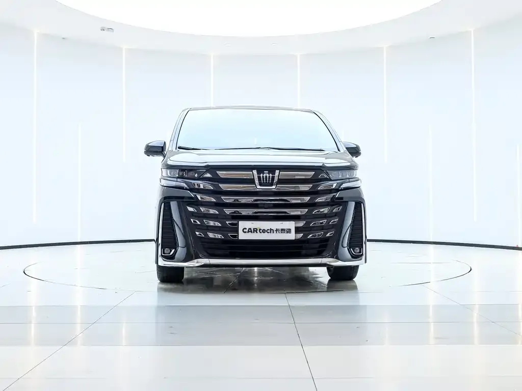Toyota Vellfire — фото 2