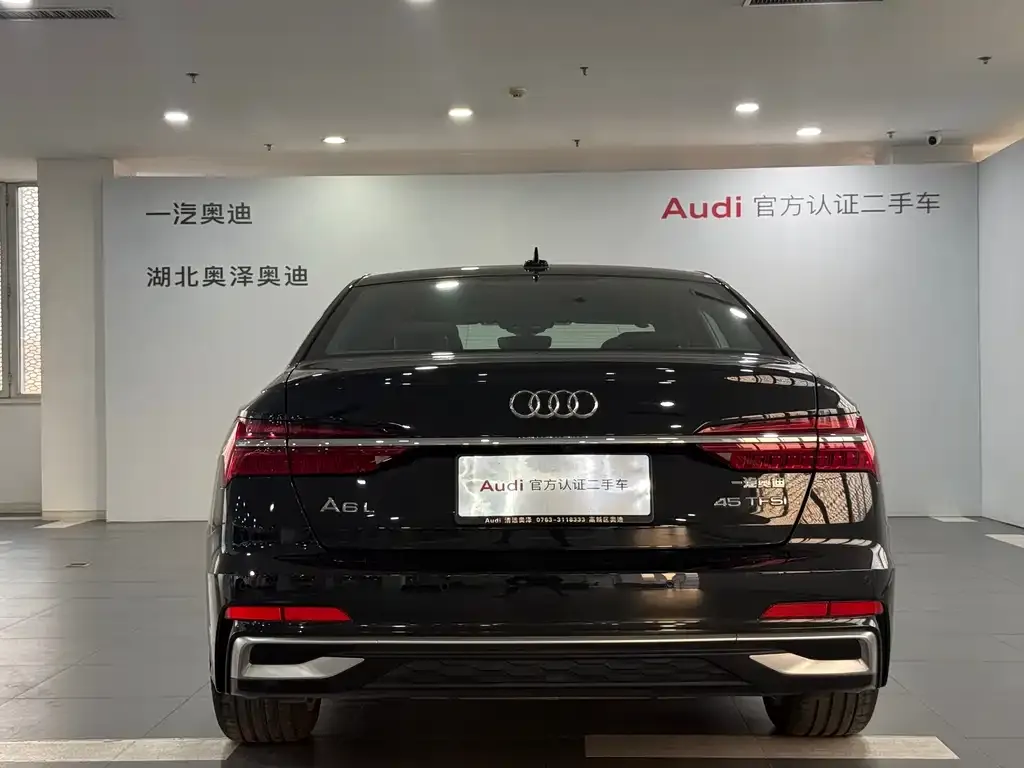 Audi A6L — фото 5