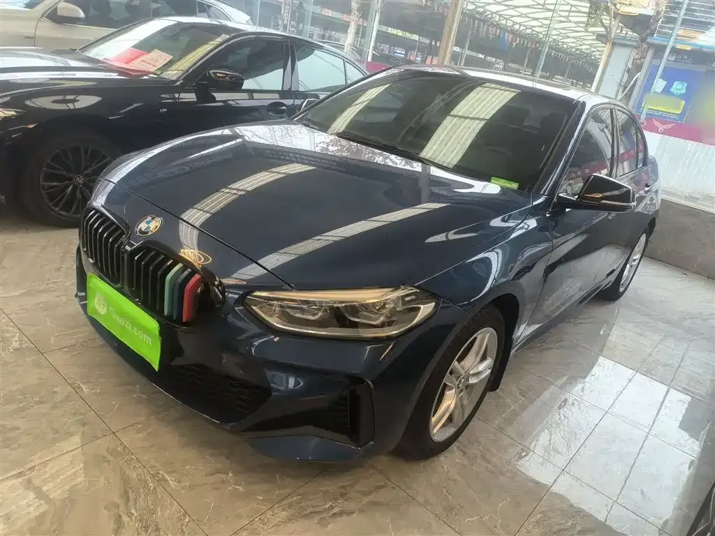 BMW 1 Series — фото 1