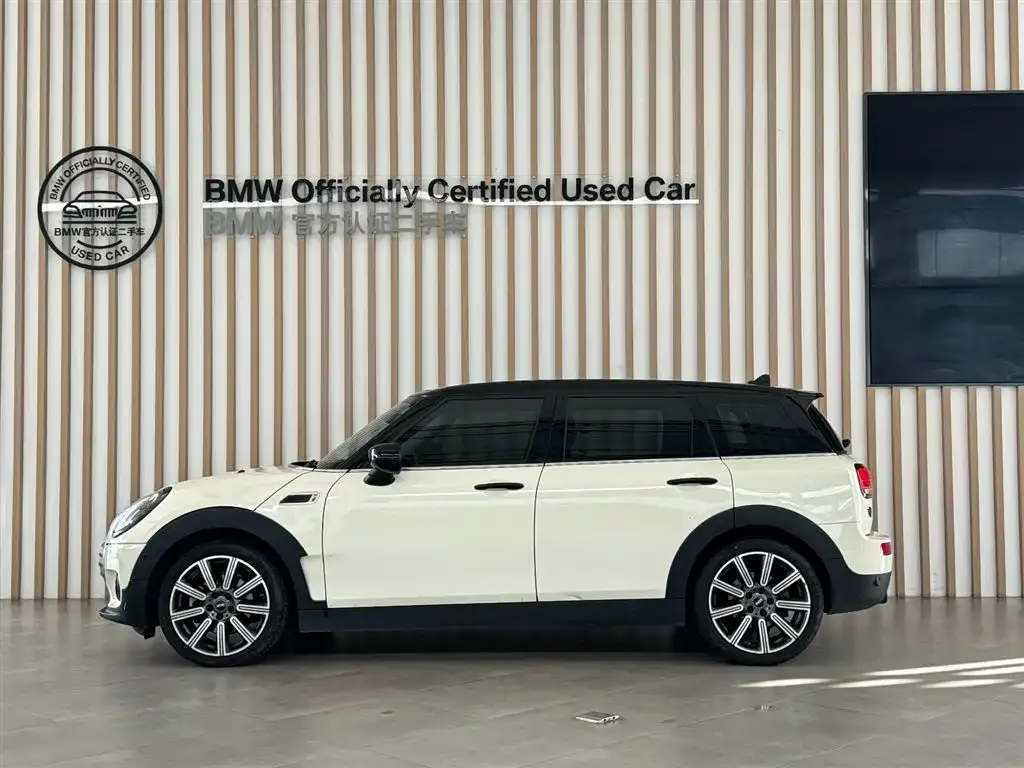 MINI Clubman — фото 2