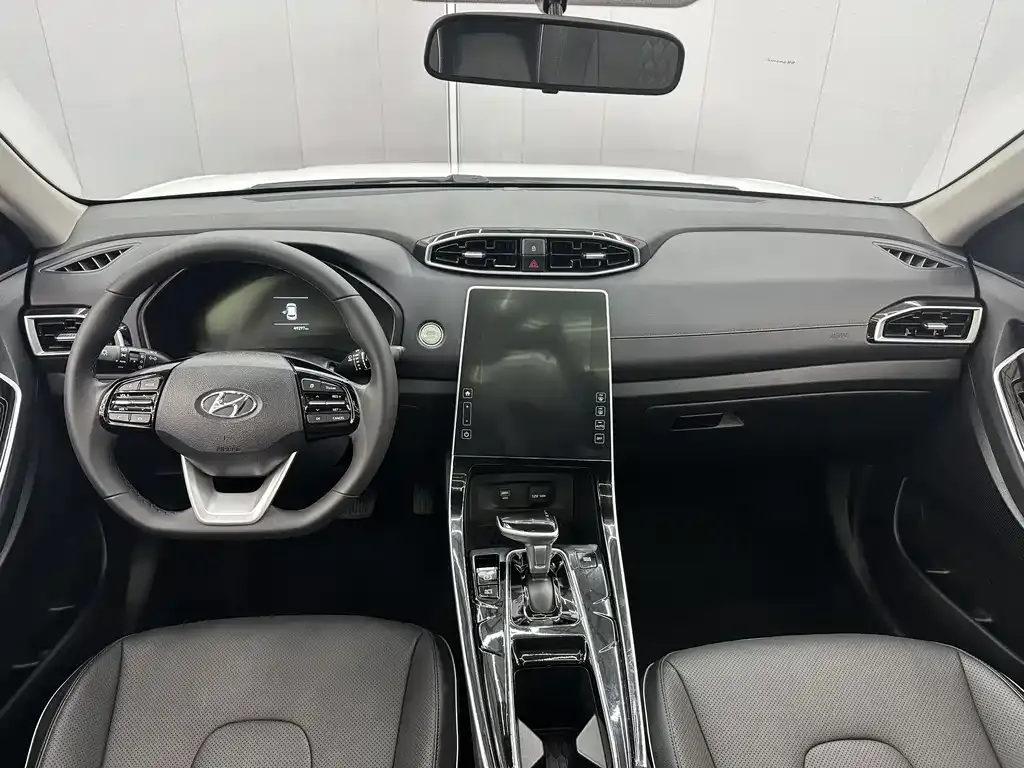 Hyundai ix25 — фото 10