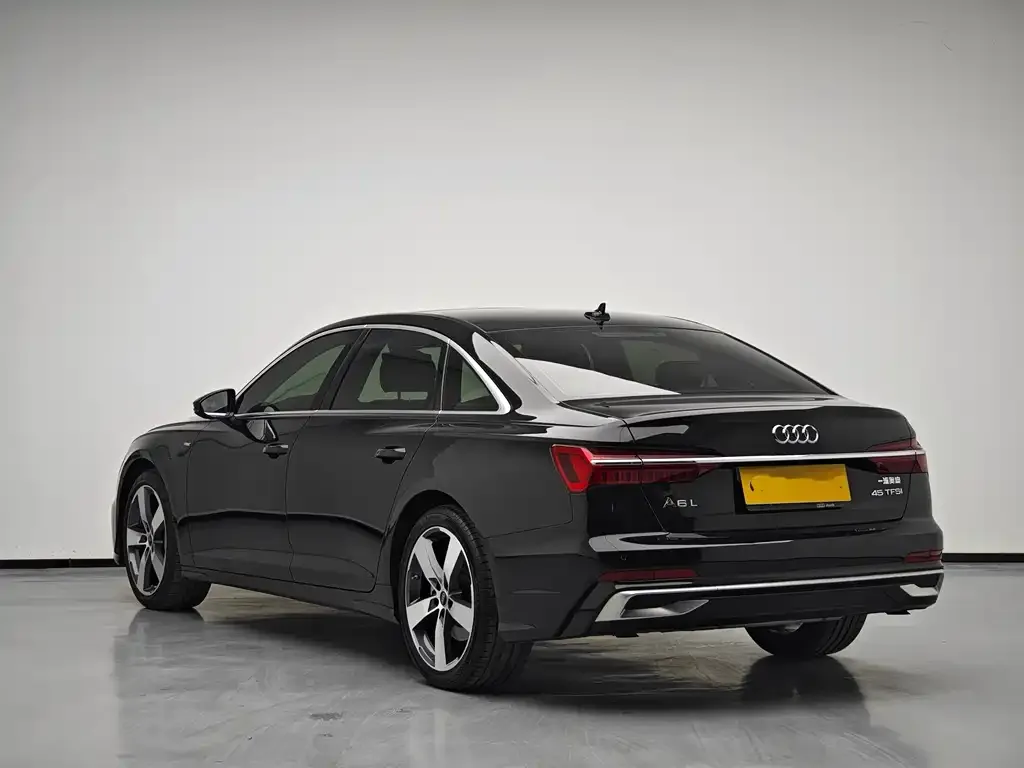 Audi A6L — фото 4