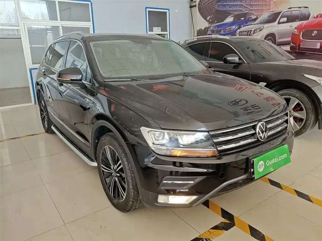 Volkswagen Tiguan L — фото 4