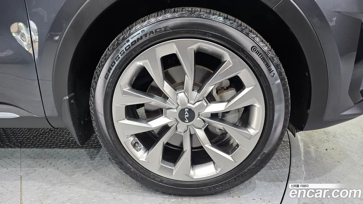 Kia Sorento — фото 8