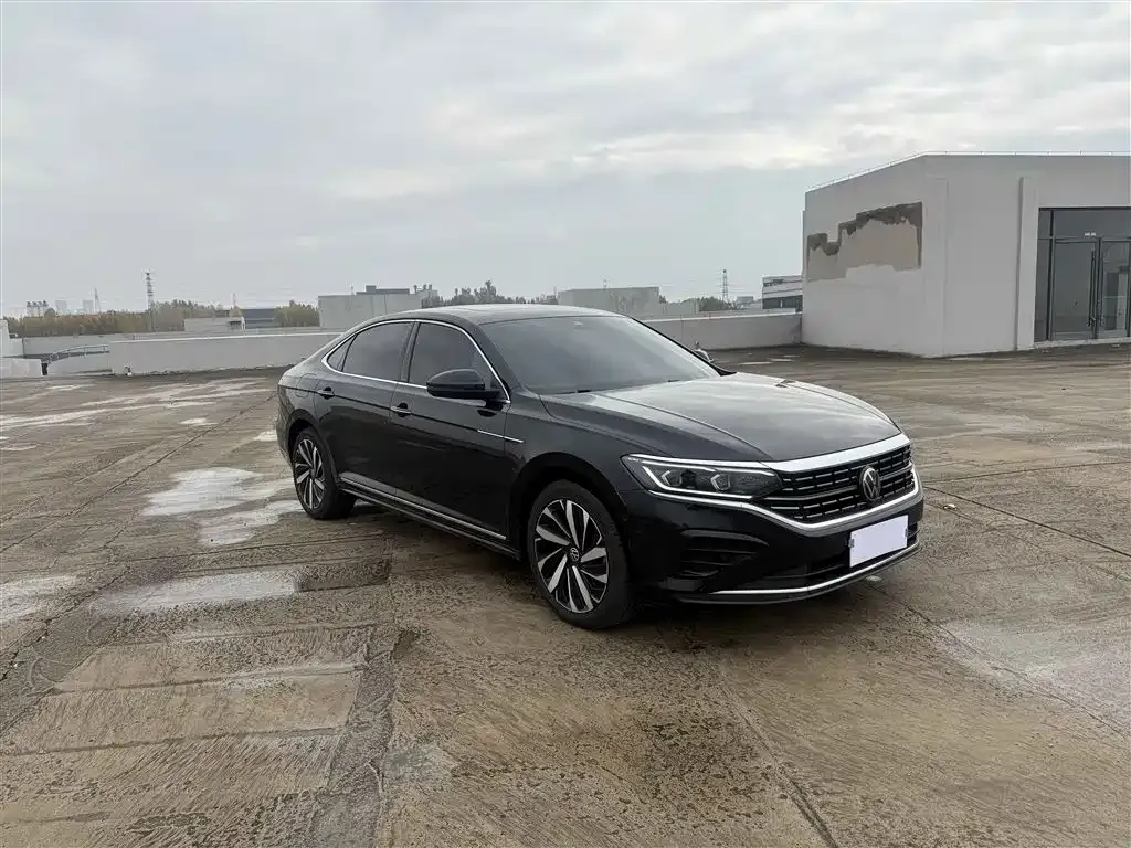 Volkswagen Passat — фото 4