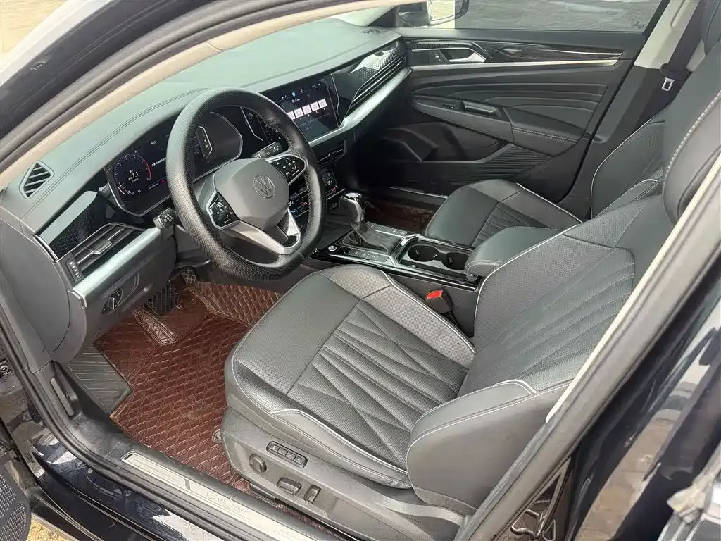 Volkswagen Passat — фото 6