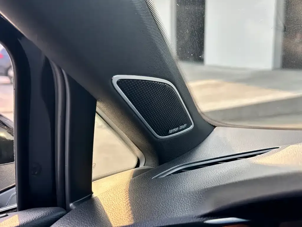 Volkswagen Golf GTI — фото 5