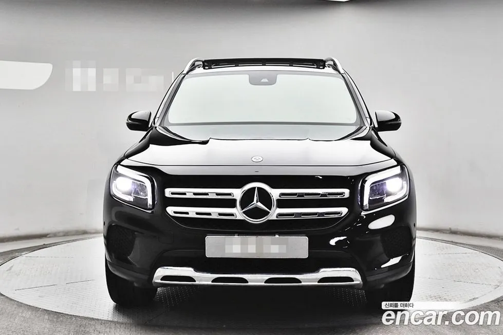 Mercedes-Benz GLB-Class — фото 4