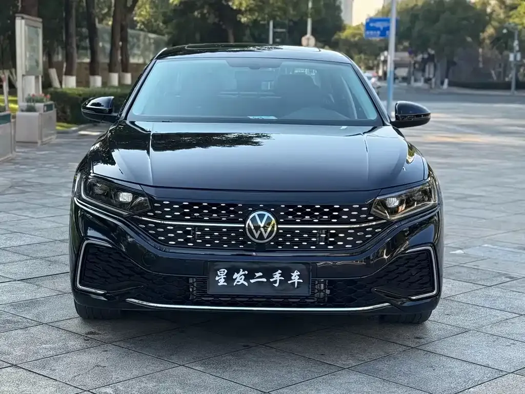 Volkswagen Passat — фото 4