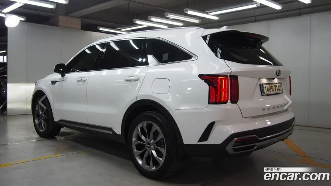 Kia Sorento — фото 5