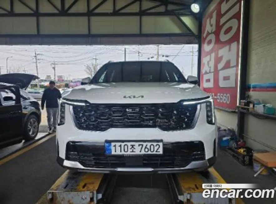 Kia Sorento — фото 1