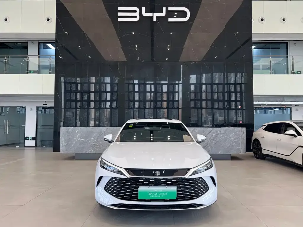 BYD Qin L — фото 6