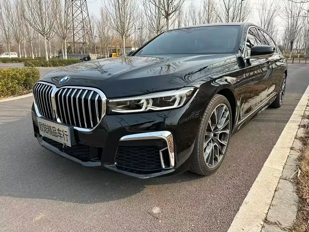 BMW 7 Series — фото 9