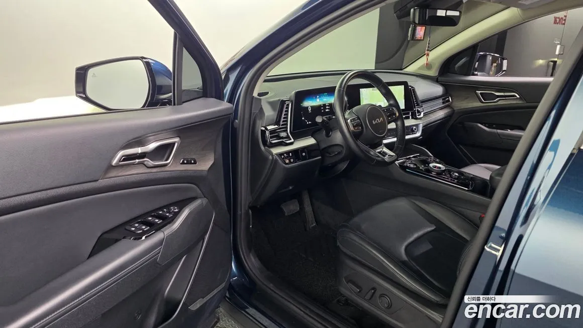 Kia Sportage — фото 8