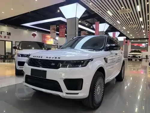 Land Rover Sport — фото 1