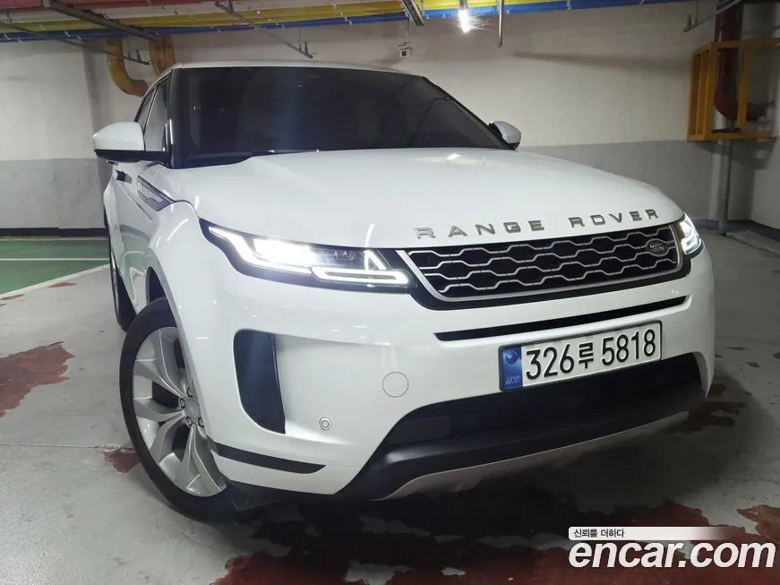 Land Rover Range Rover Evoque — фото 1