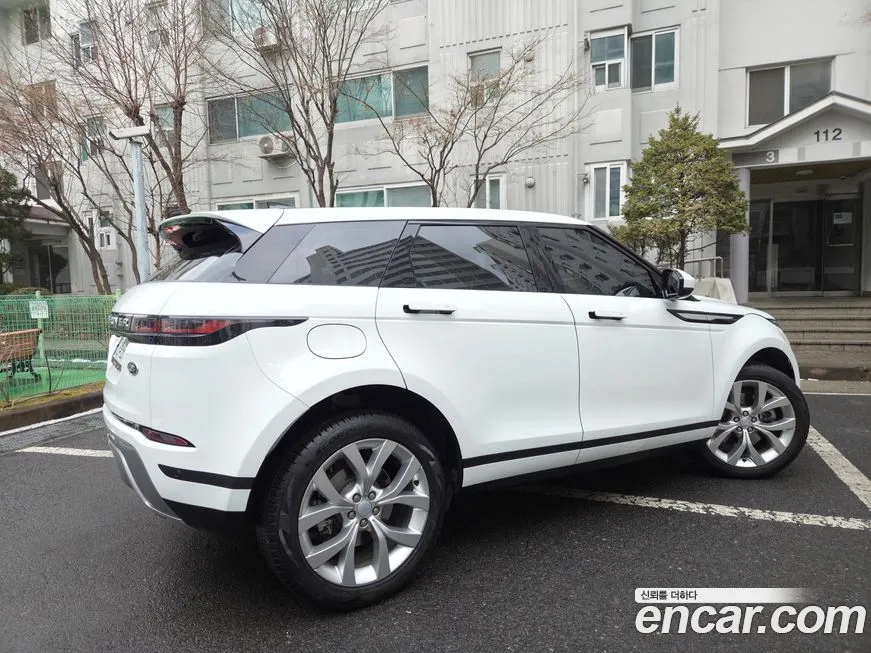 Land Rover Range Rover Evoque — фото 7