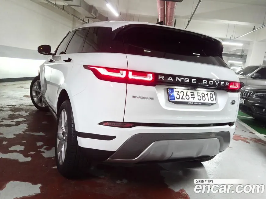 Land Rover Range Rover Evoque — фото 9
