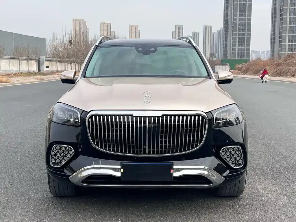 Mercedes-Benz GLS — фото 8