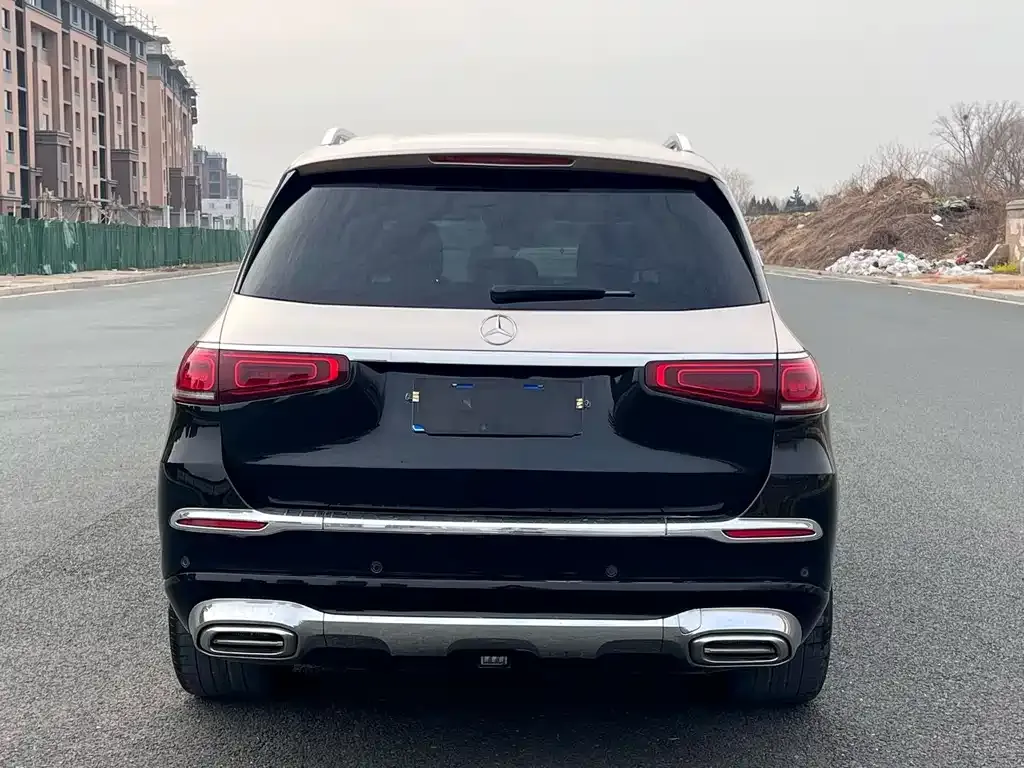 Mercedes-Benz GLS — фото 6