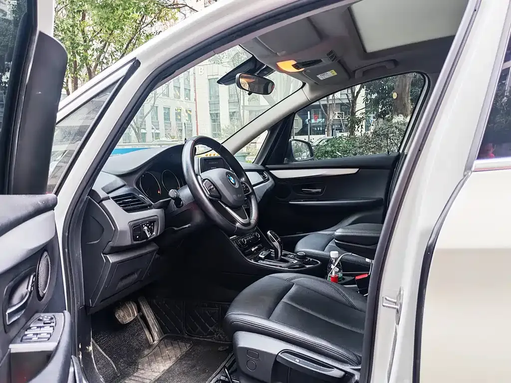 BMW 2 Series Gran Tourer — фото 4