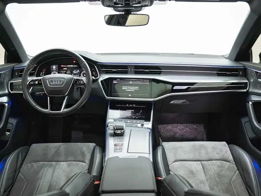 Audi A6L — фото 8