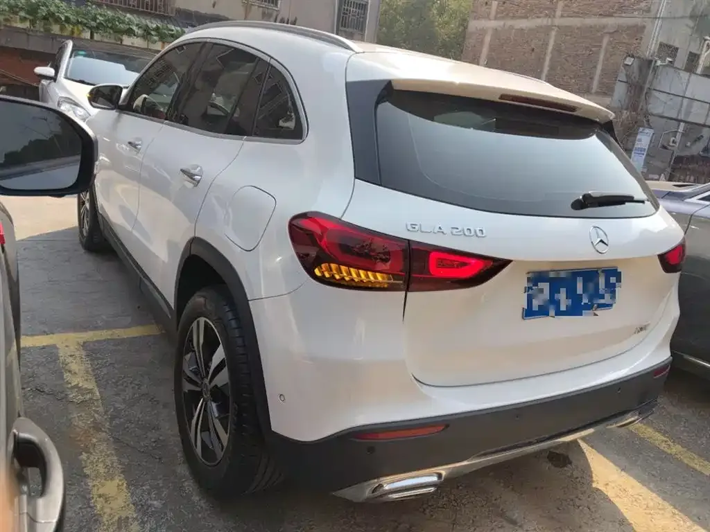 Mercedes-Benz GLA — фото 10