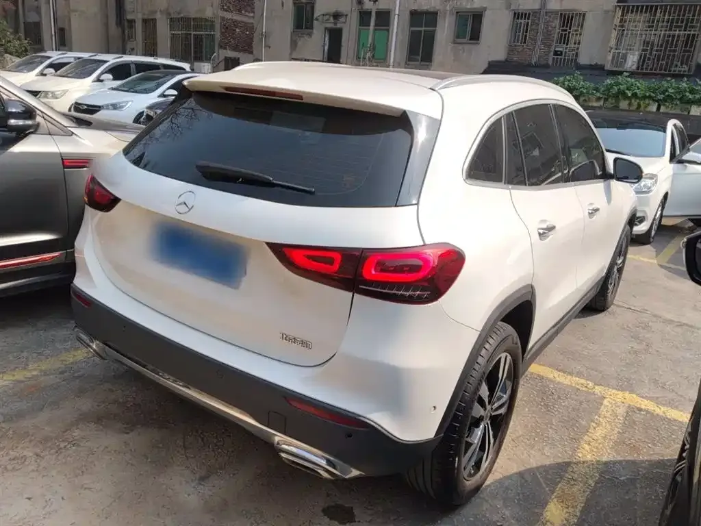 Mercedes-Benz GLA — фото 4