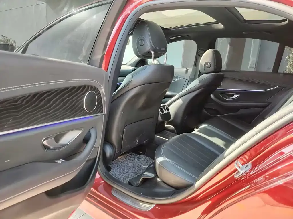 Mercedes-Benz E-Class (Import) — фото 8