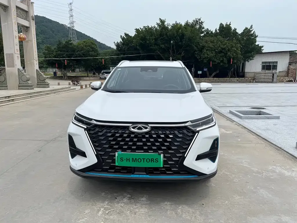 Chery Tiggo 8 PRO NEV — фото 8