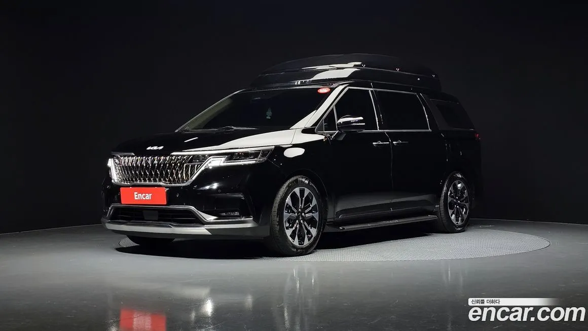 Kia Carnival — фото 1