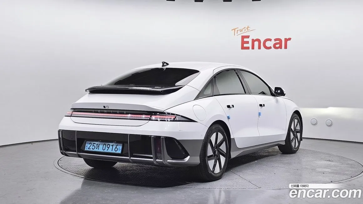 Hyundai Ioniq6 — фото 3