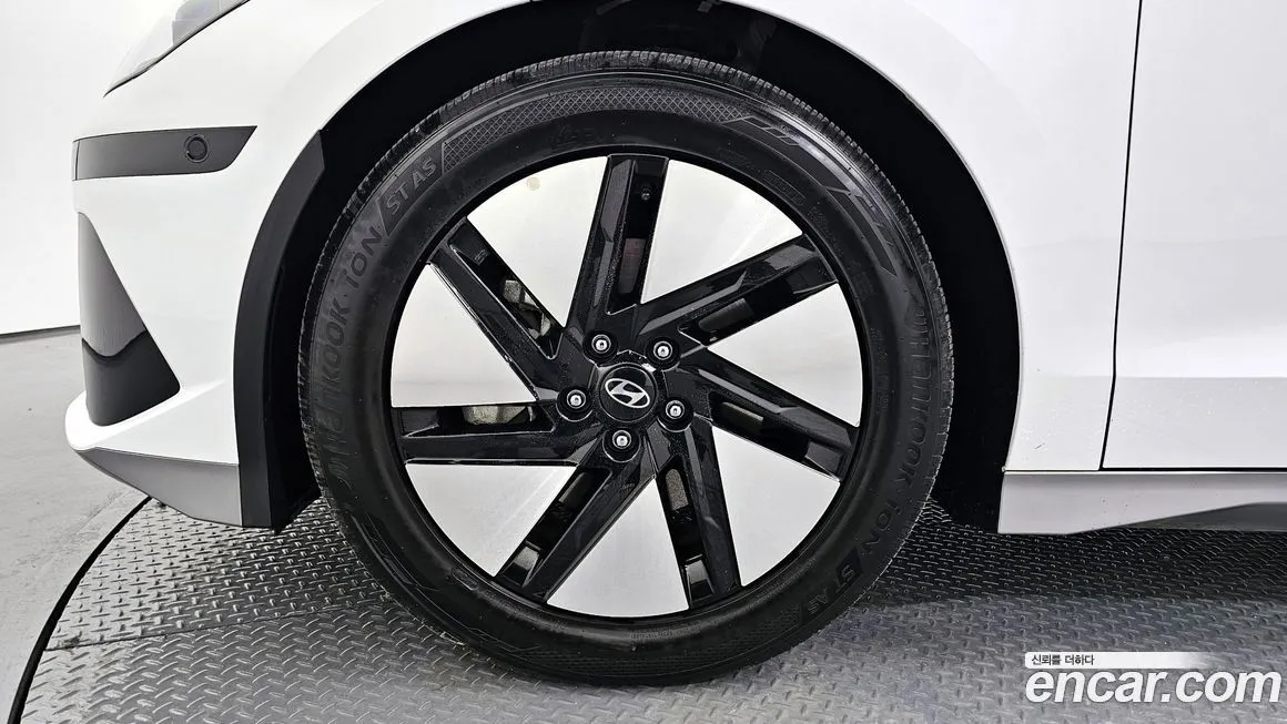Hyundai Ioniq6 — фото 6