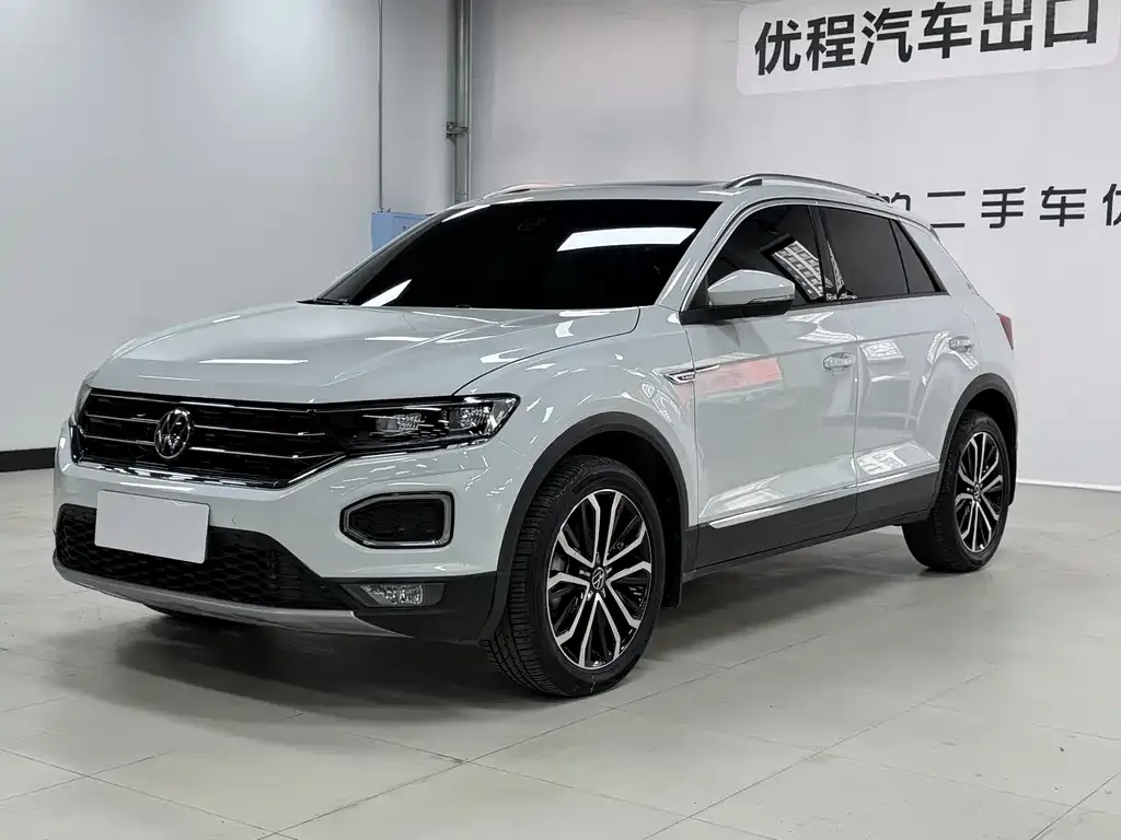 Volkswagen T-Roc — фото 1