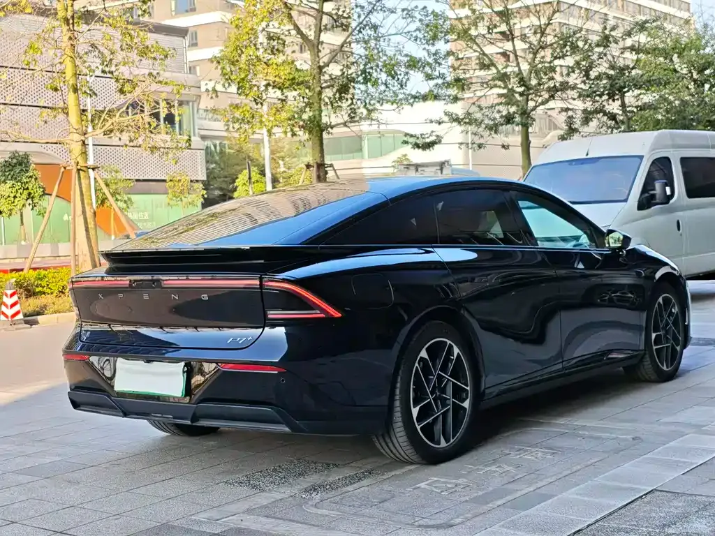 XPeng P7+ — фото 10