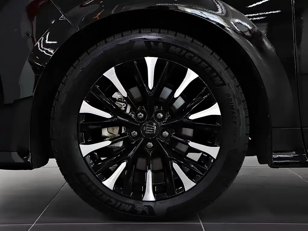 Toyota Vellfire — фото 4