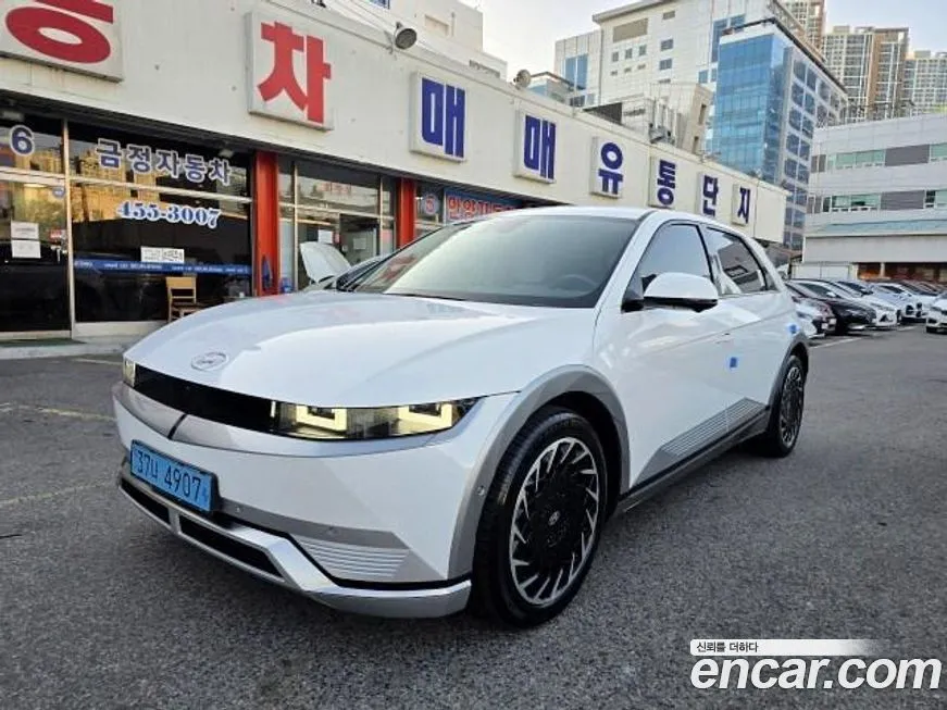 Hyundai Ioniq5 — фото 1