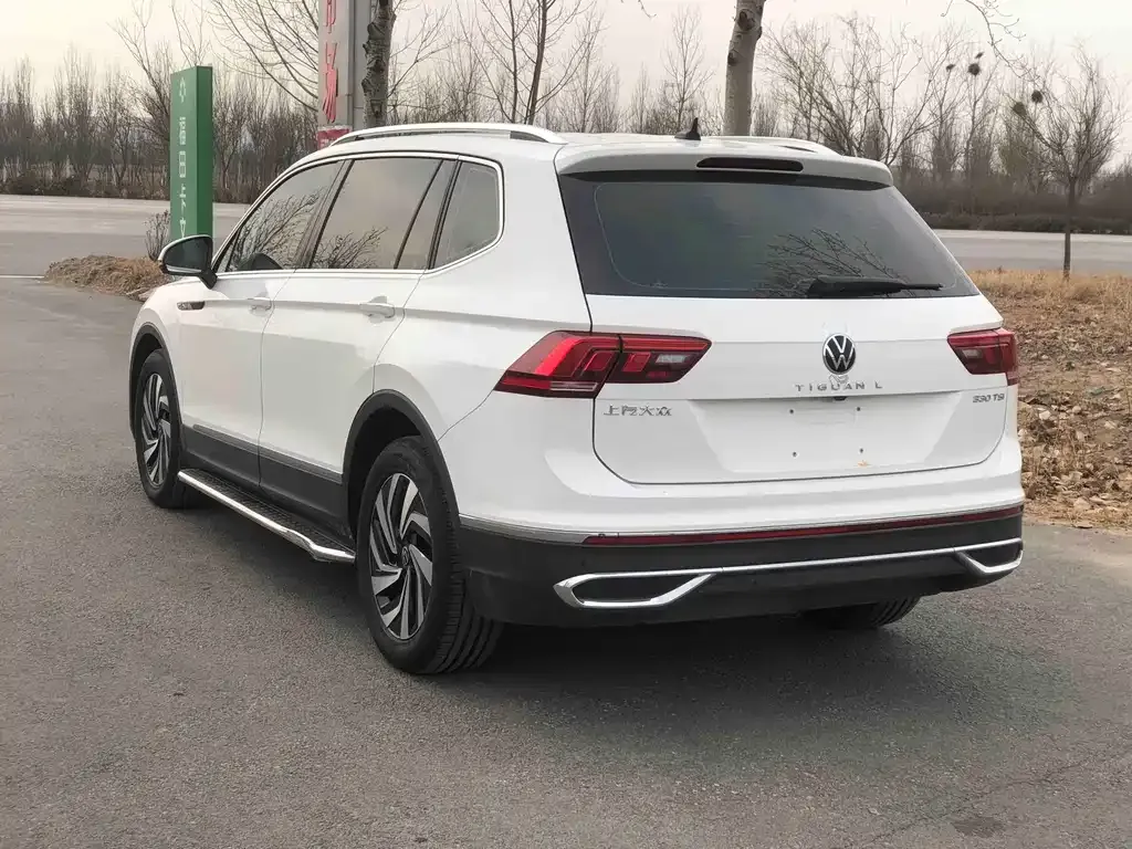 Volkswagen Tiguan L — фото 5