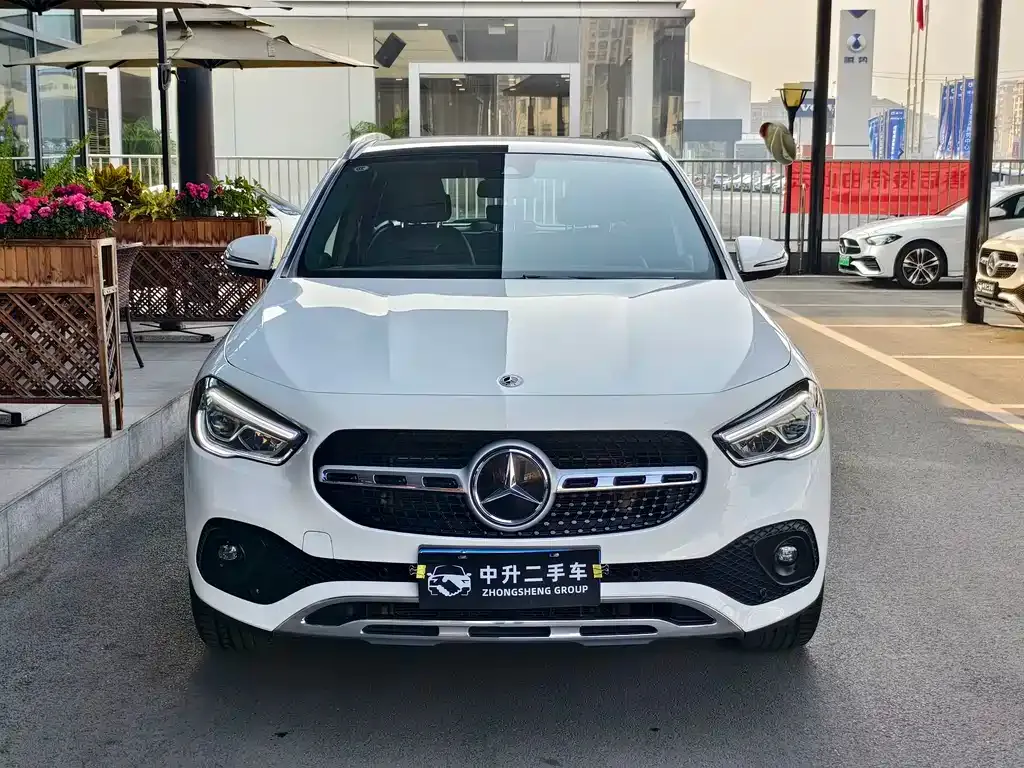Mercedes-Benz GLA — фото 8