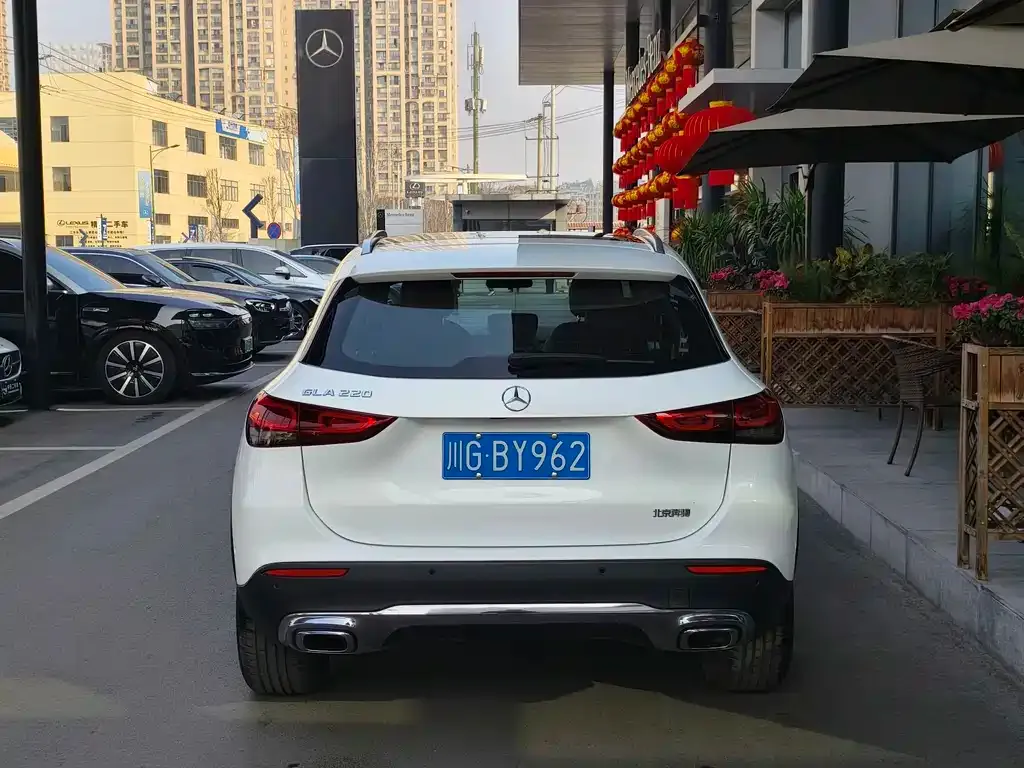 Mercedes-Benz GLA — фото 5