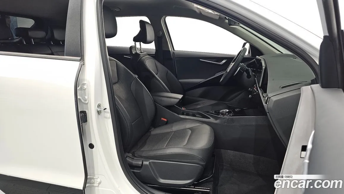 Kia Niro — фото 10