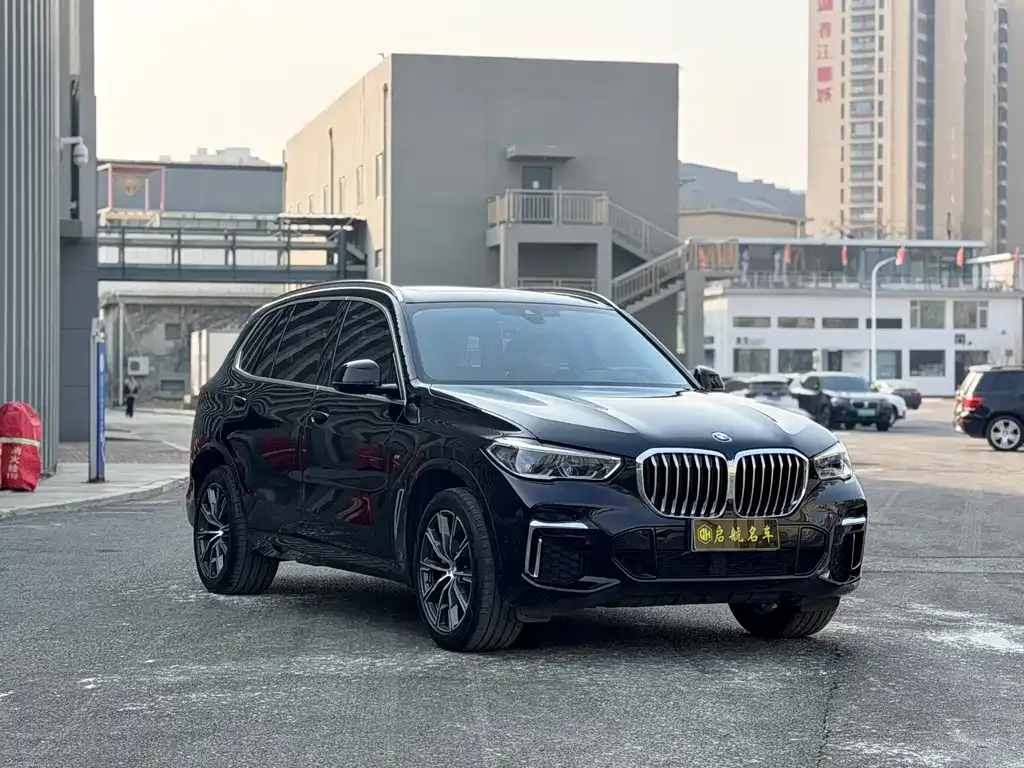 BMW X5 — фото 4
