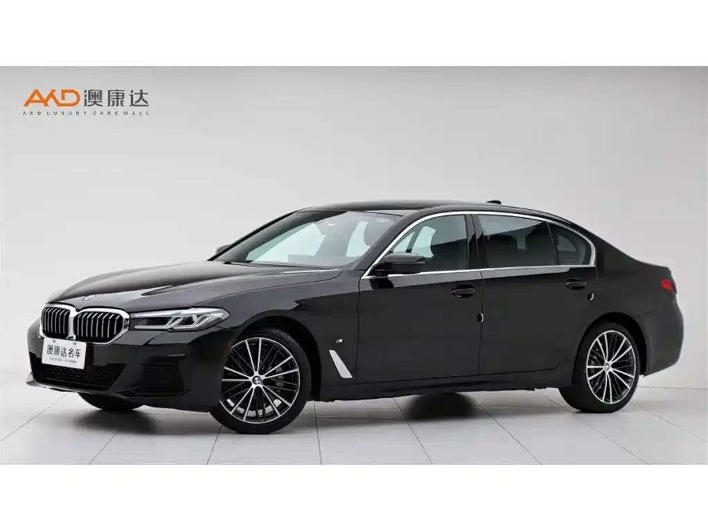 BMW 5 Series — фото 1