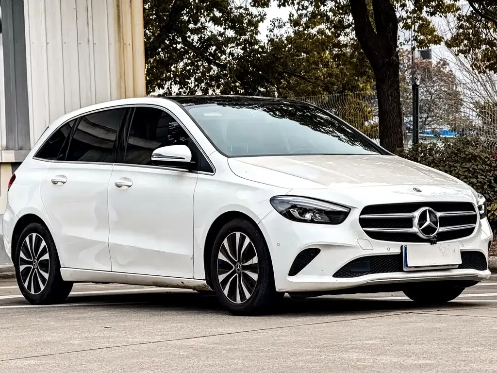 Mercedes-Benz B-Class — фото 8