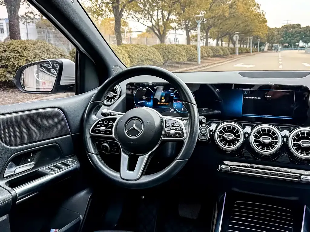 Mercedes-Benz B-Class — фото 10