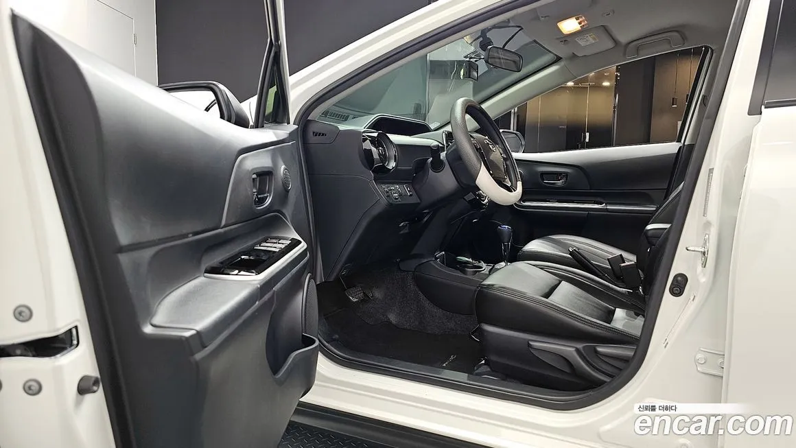 Toyota Prius — фото 8